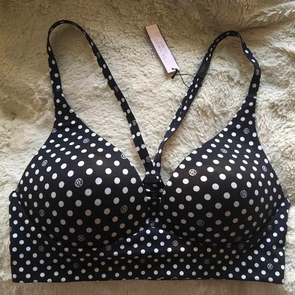 NWT Victoria's Secret Lightly Lined Plunge Bra